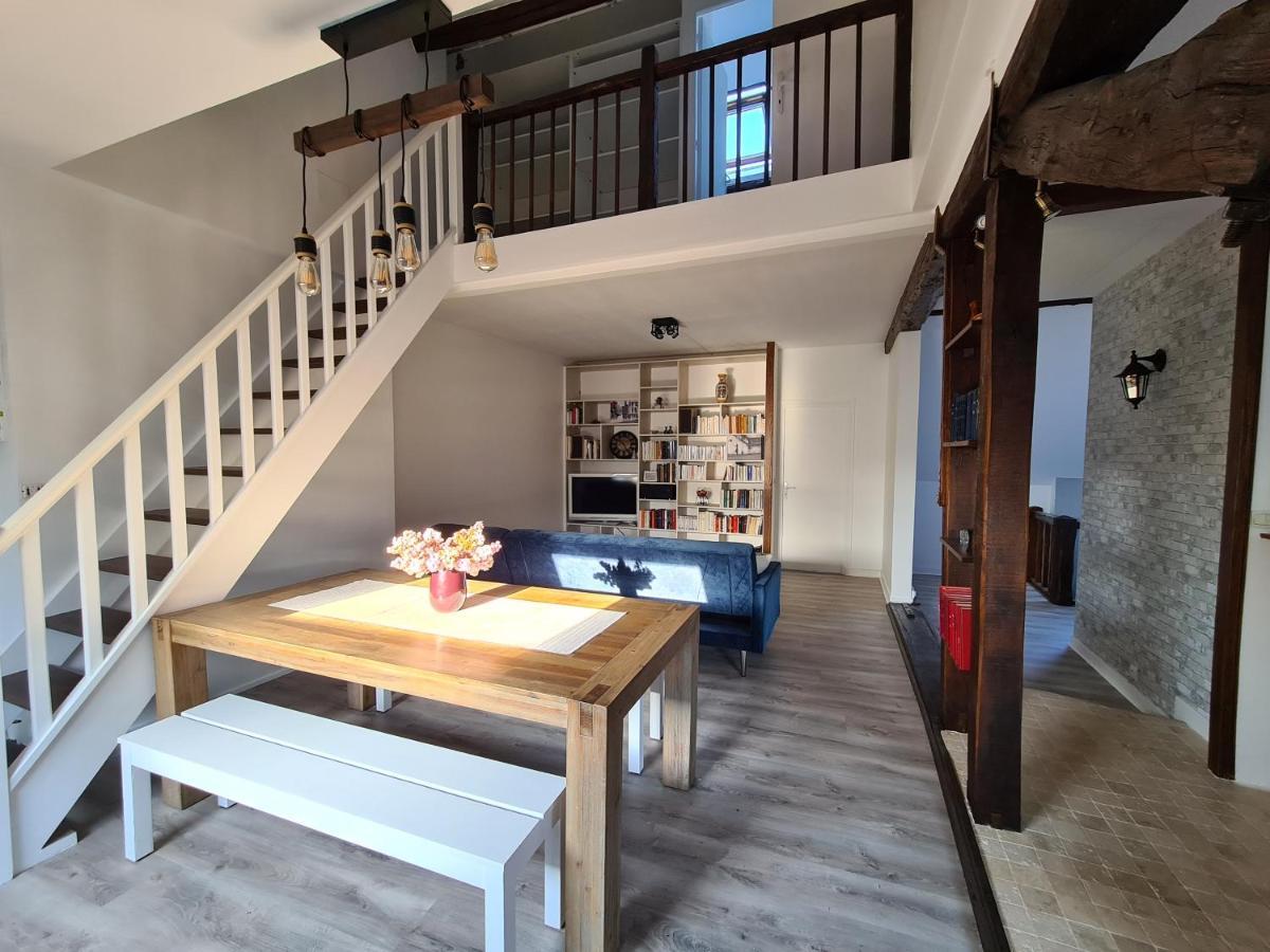 Très bel appartement 20 min de Disney et 30 Min de Paris Thorigny-sur-Marne Esterno foto