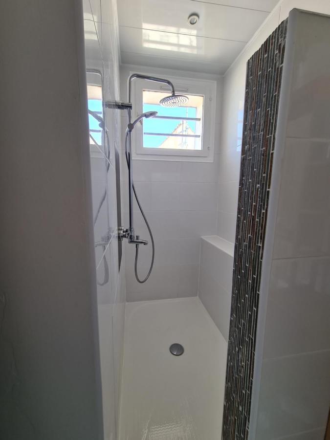 Très bel appartement 20 min de Disney et 30 Min de Paris Thorigny-sur-Marne Esterno foto